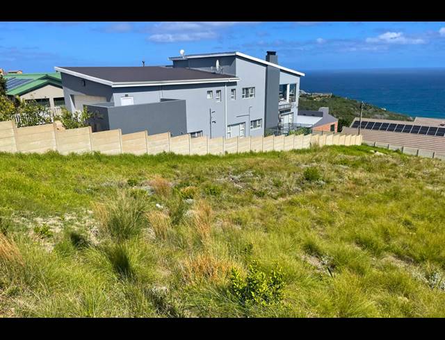 869M² VACANT LAND FOR SALE IN DANA BAY
